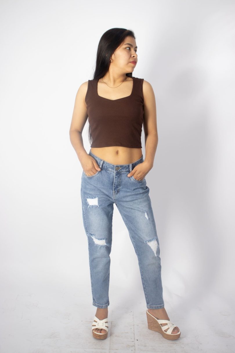 TOP CON CORTE SIMETRICO KUROMI